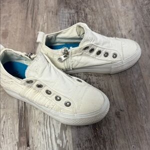 Blowfish White Canvas Slip-On Sneakers with Teal Logo